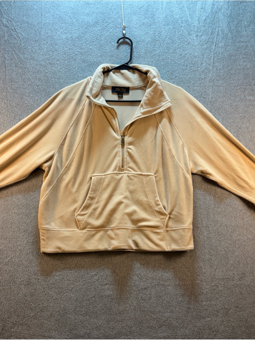 Truth by Republic Cream Velour Quarter Zip Pullover Sweatshirt Womens L